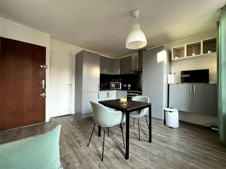 Le Montebello - 3'M Chateau - Centre Фонтенбло Екстериор снимка